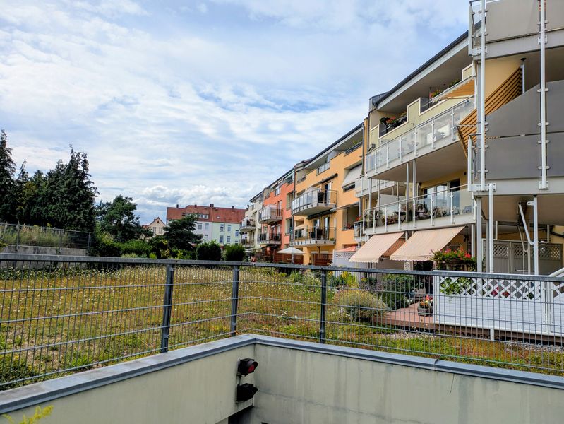 ***  Wohnung mit zwei Balkonen in gehobener Wohnanlage  im Herzen von Malchow***